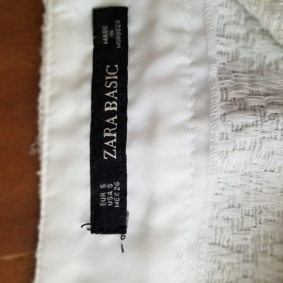 Zara Basic Mini Skirt - Picture 3 of 3